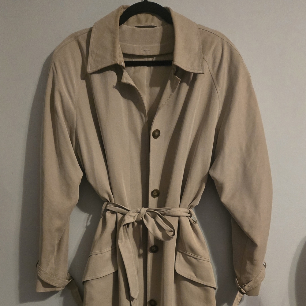 Vintage Tan Button-Up Trench Coat